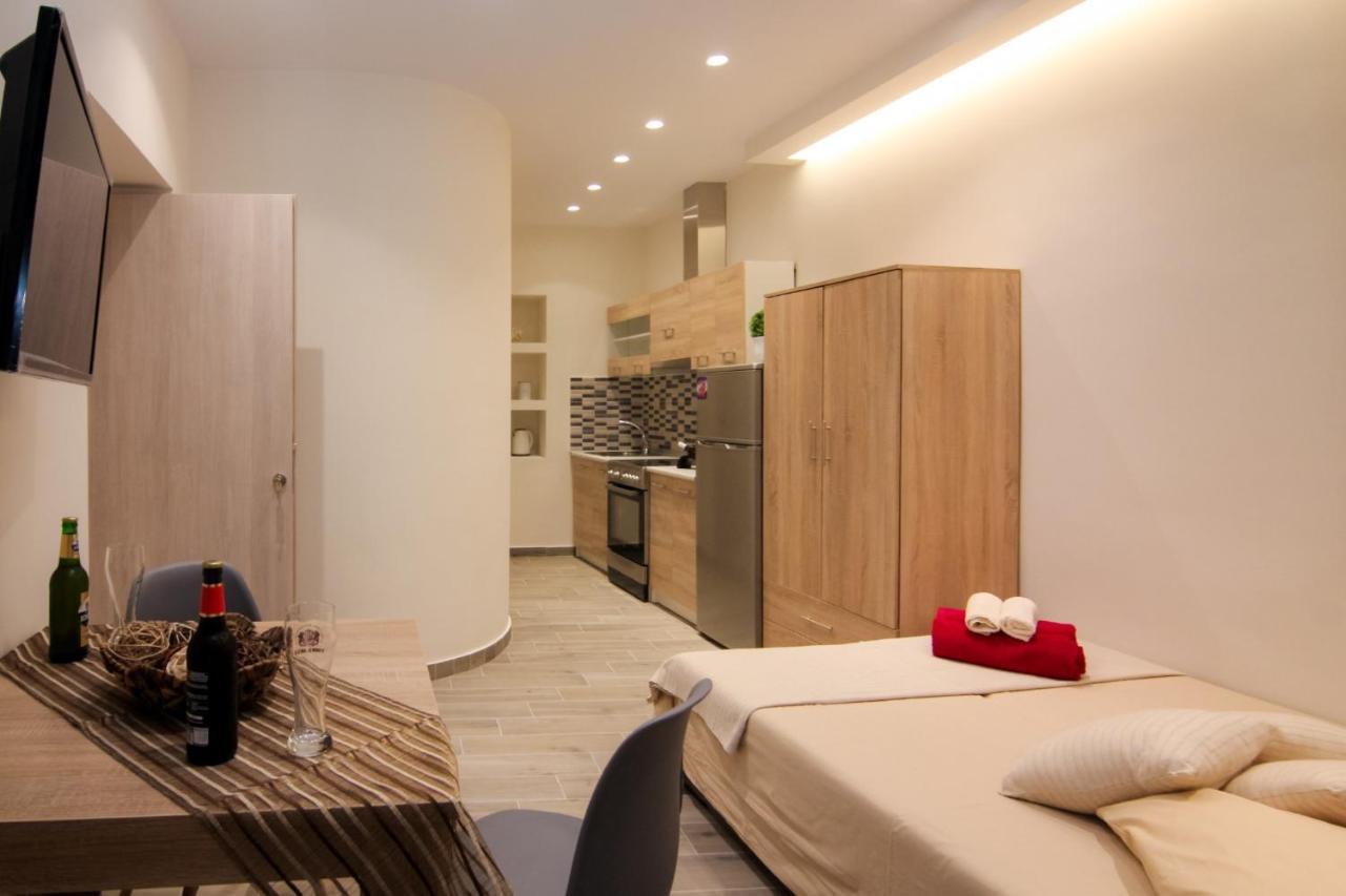 Contemporary Studios Old Port By Corfuescapes Corfu (city) Exterior foto