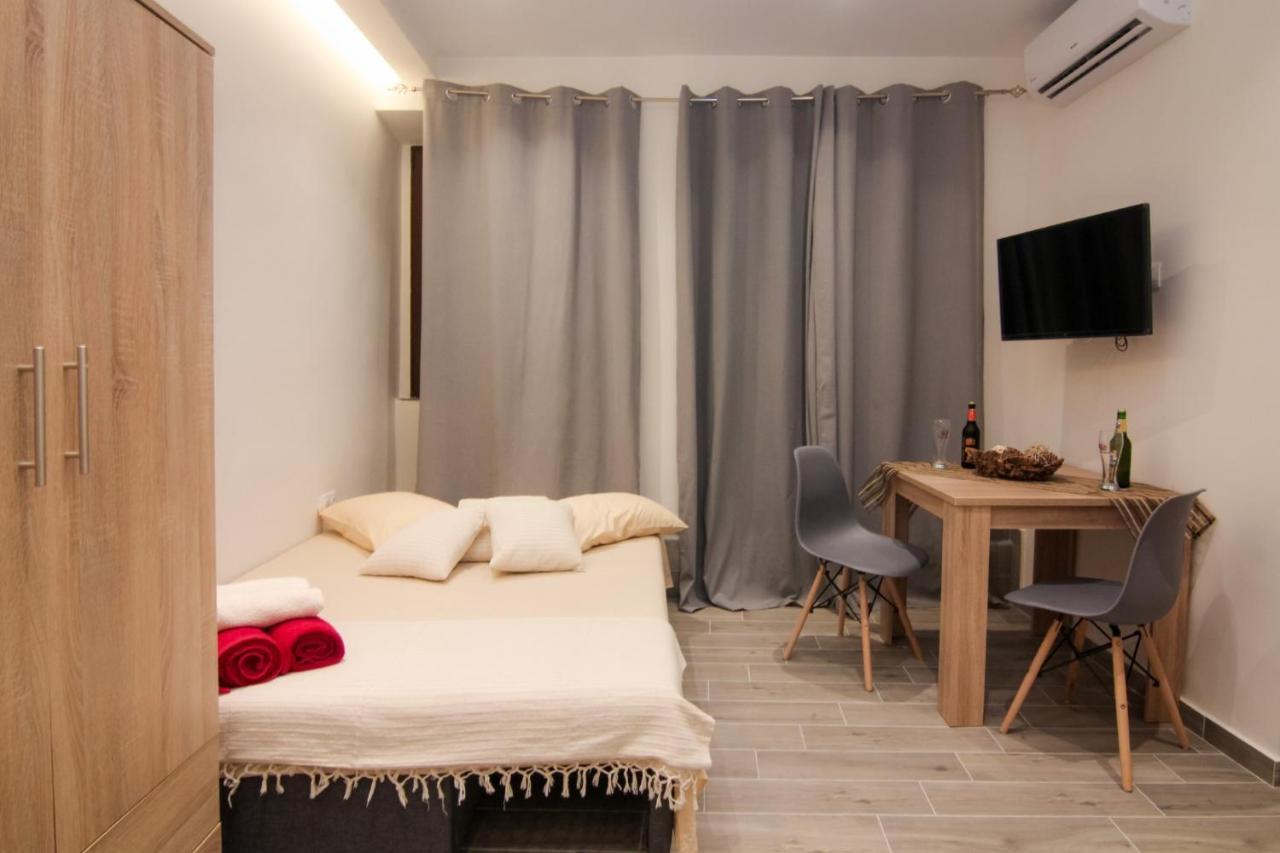 Contemporary Studios Old Port By Corfuescapes Corfu (city) Exterior foto